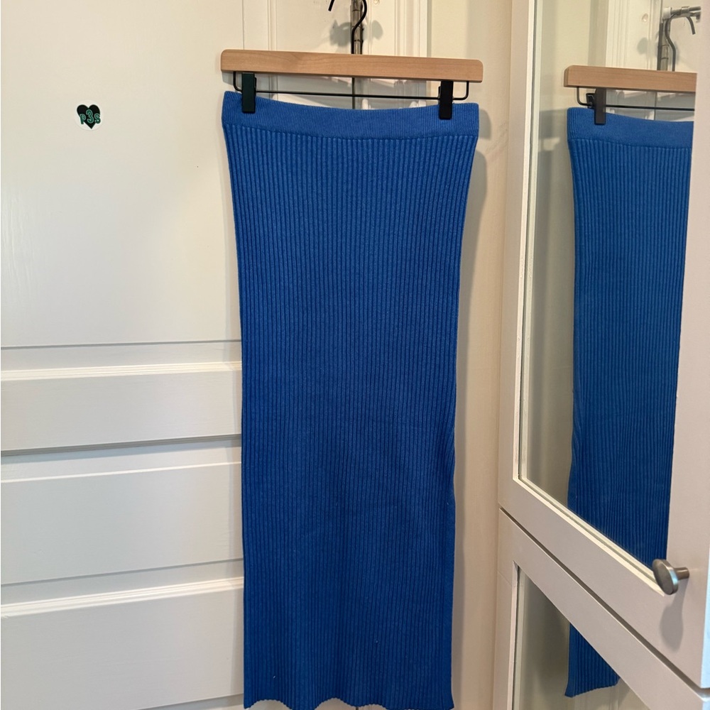 Blue Ribbed Knit Skirt